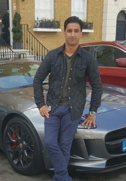 Aqeel, photograph 3