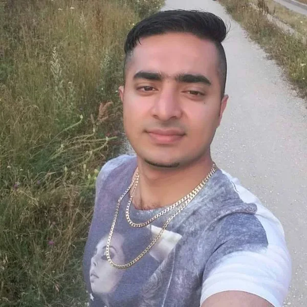 Mustti