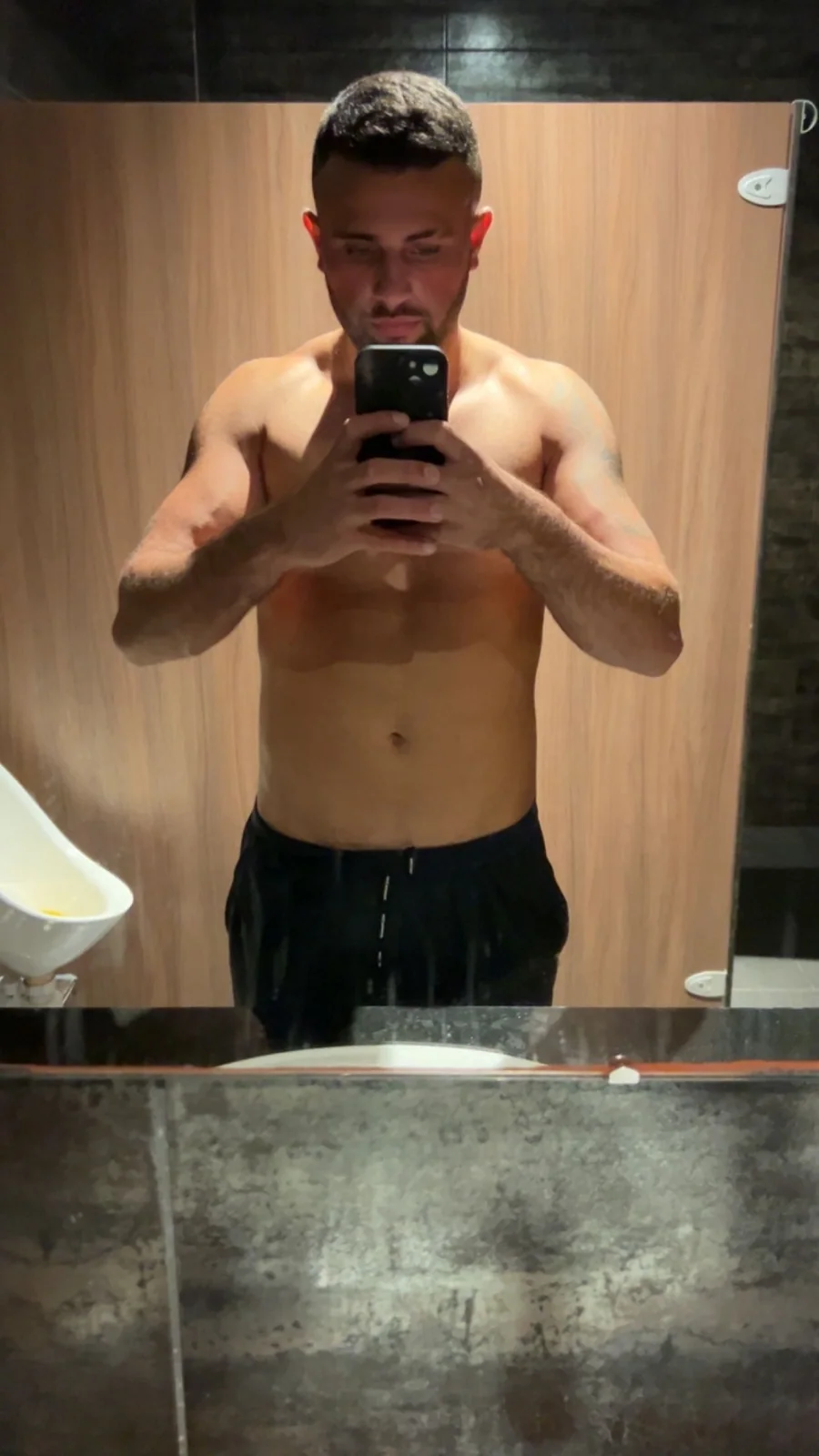 Josh — independent male escort in Manchester