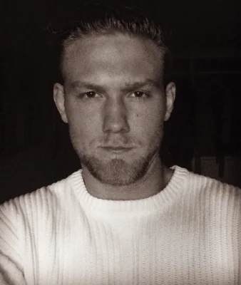 James, photograph 3