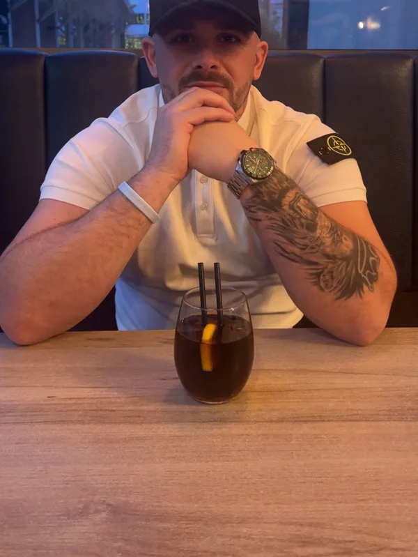 Sean — independent male escort in Elsewhere in the UK & beyond